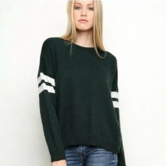 Brandy Melville Sweaters - Brandy Melville Veena Sweater